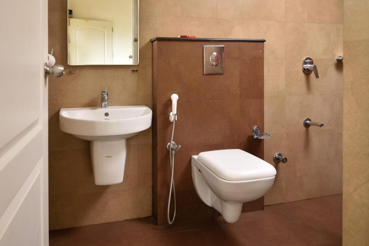 Dazzle Villa Resort Калпетта Екстер'єр фото